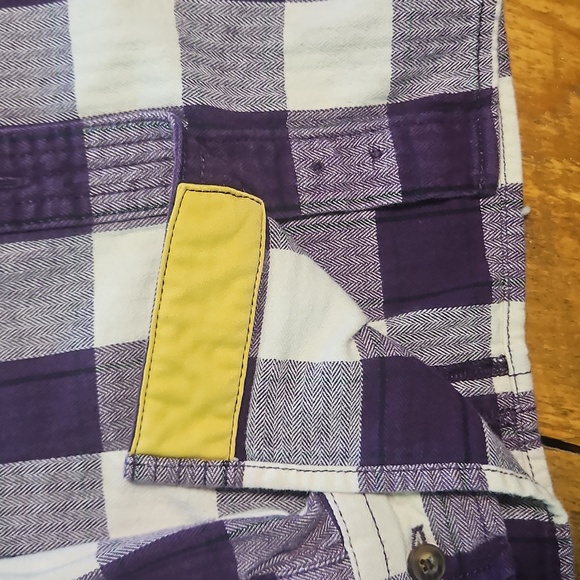 Duluth Trading Free Swingin Flannel - Picture 4 of 4